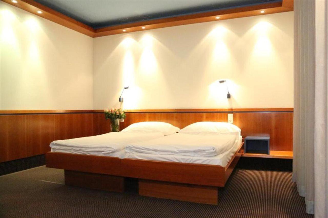 Prielmayerhof Hotel Linz Bagian luar foto