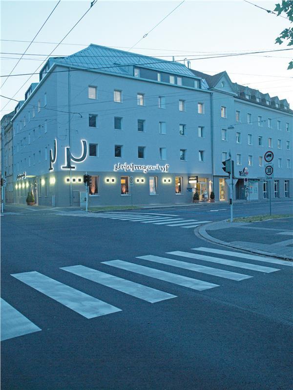 Prielmayerhof Hotel Linz Bagian luar foto